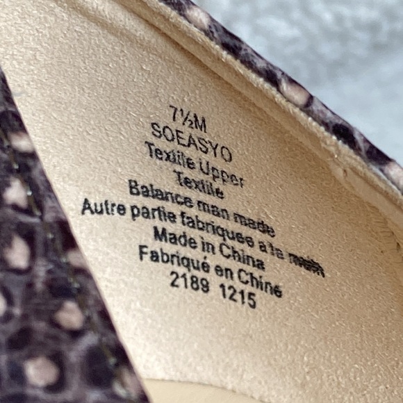 nine west snake print flats - Picture 12 of 12